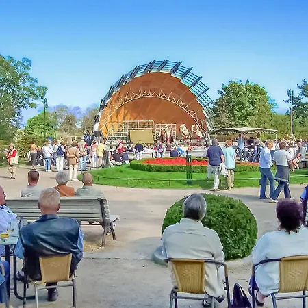 Ferienwohnung Heringsdorf 아파트 *